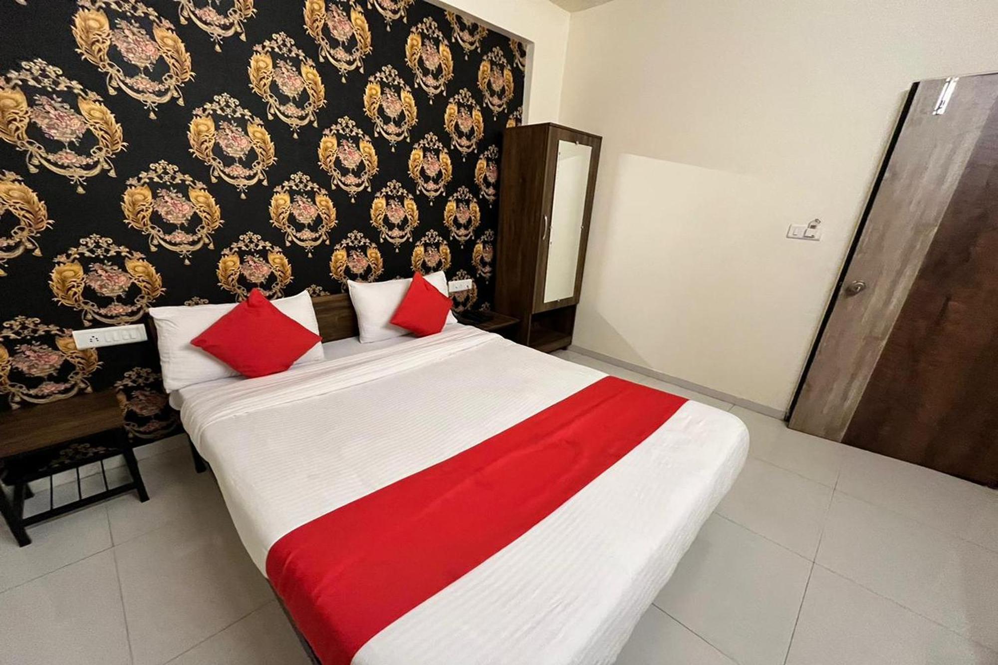 Hotel Kalyan Palace Watuwa Zewnętrze zdjęcie