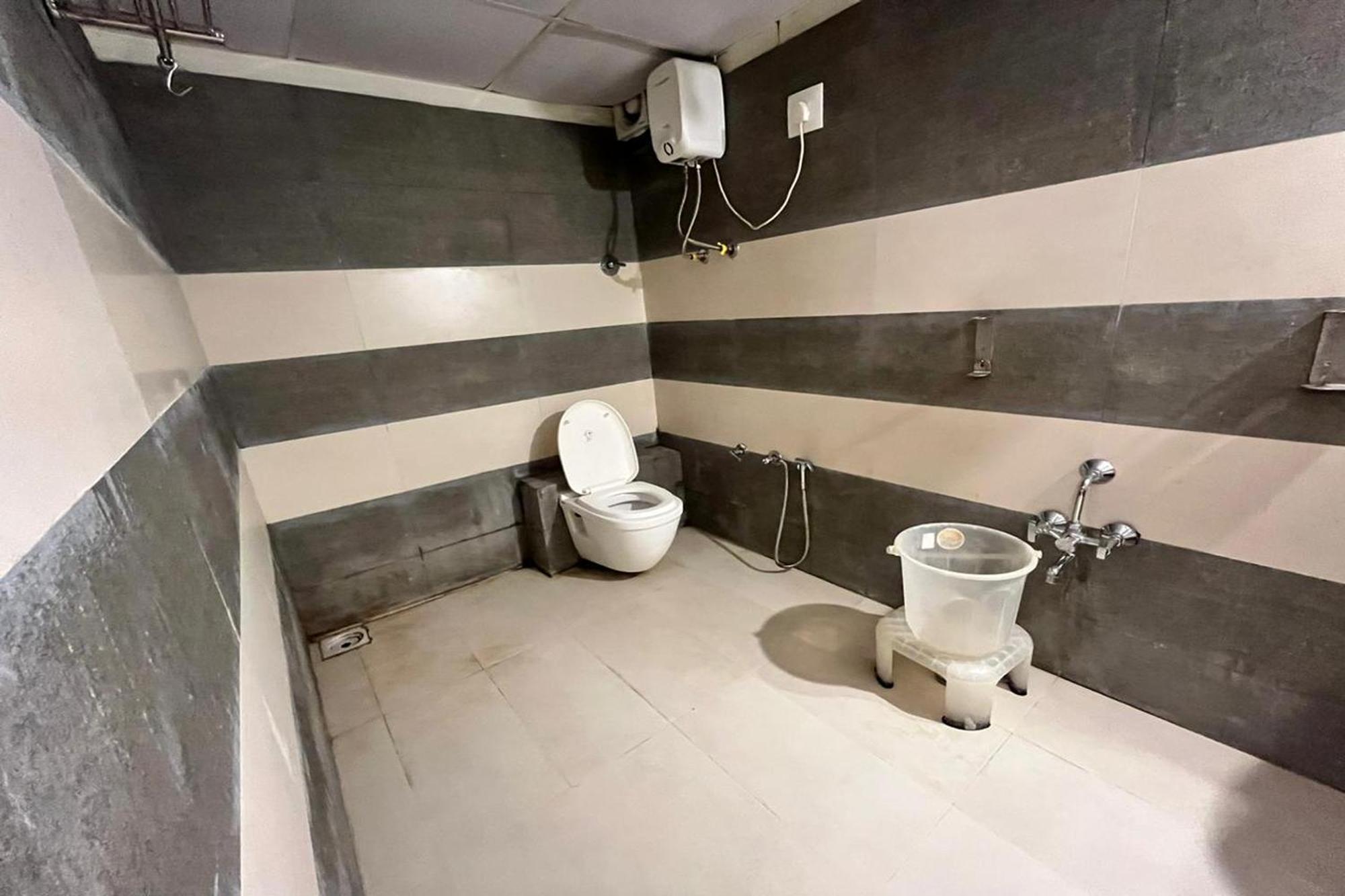 Hotel Kalyan Palace Watuwa Zewnętrze zdjęcie