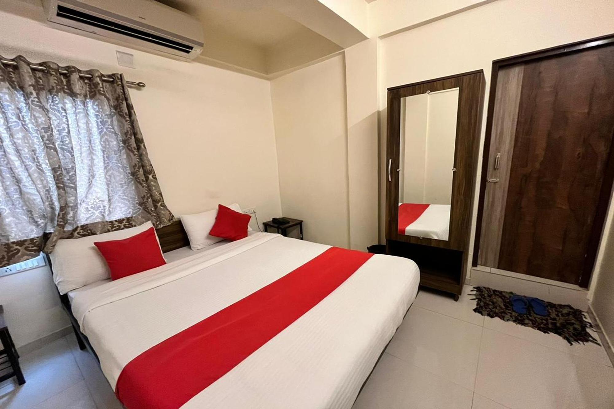 Hotel Kalyan Palace Watuwa Zewnętrze zdjęcie