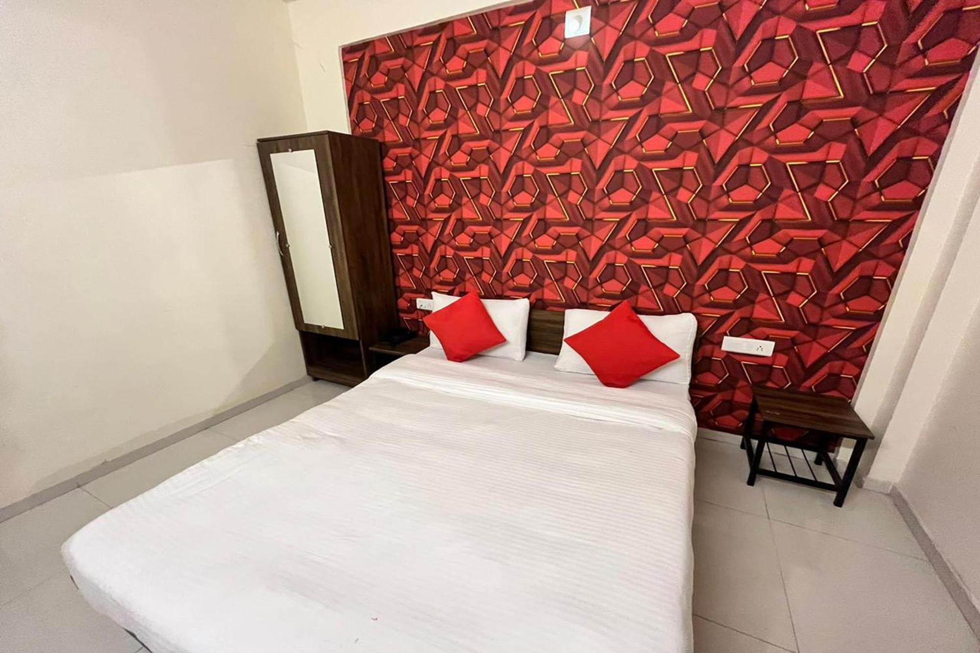 Hotel Kalyan Palace Watuwa Zewnętrze zdjęcie