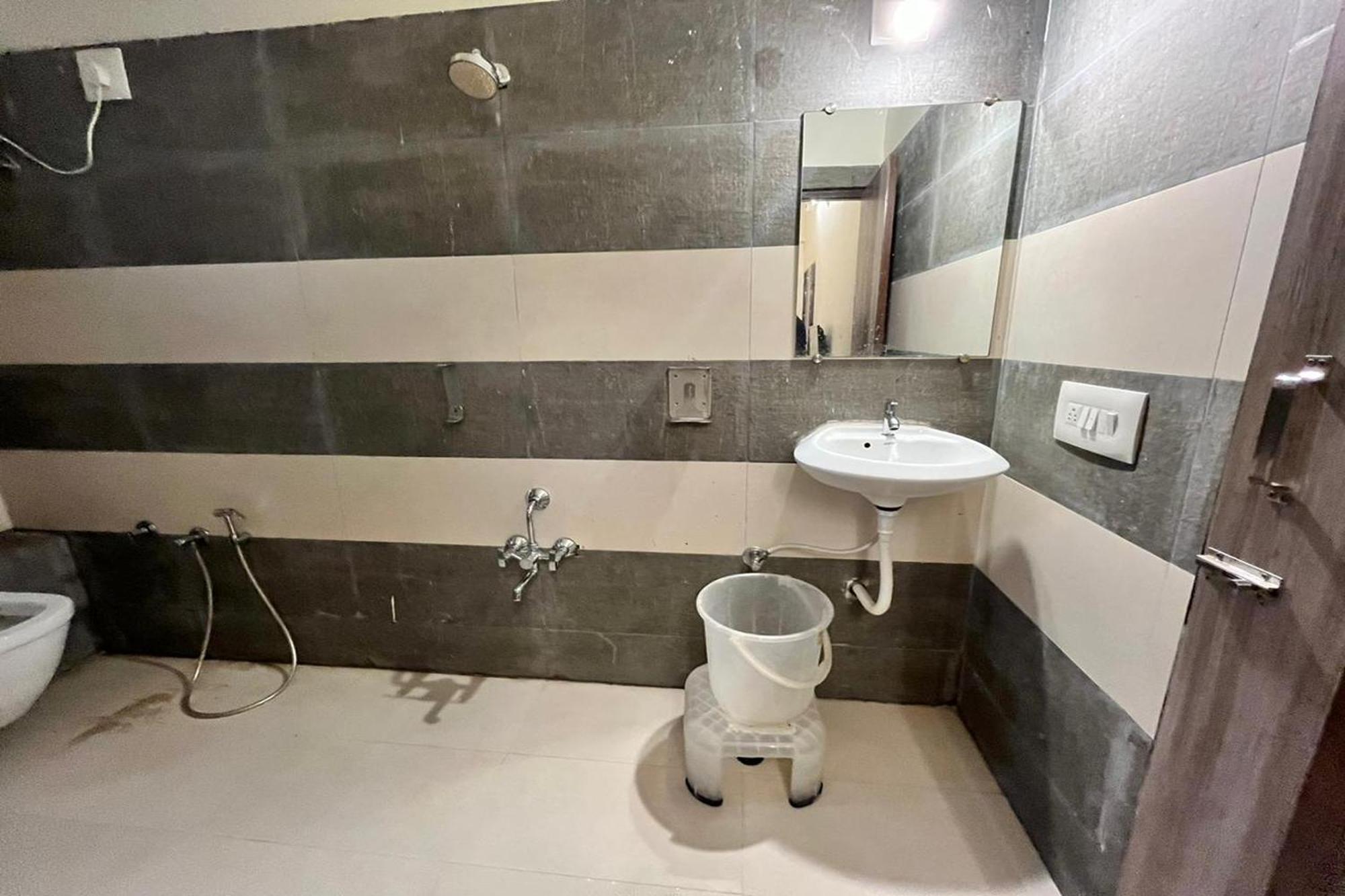 Hotel Kalyan Palace Watuwa Zewnętrze zdjęcie