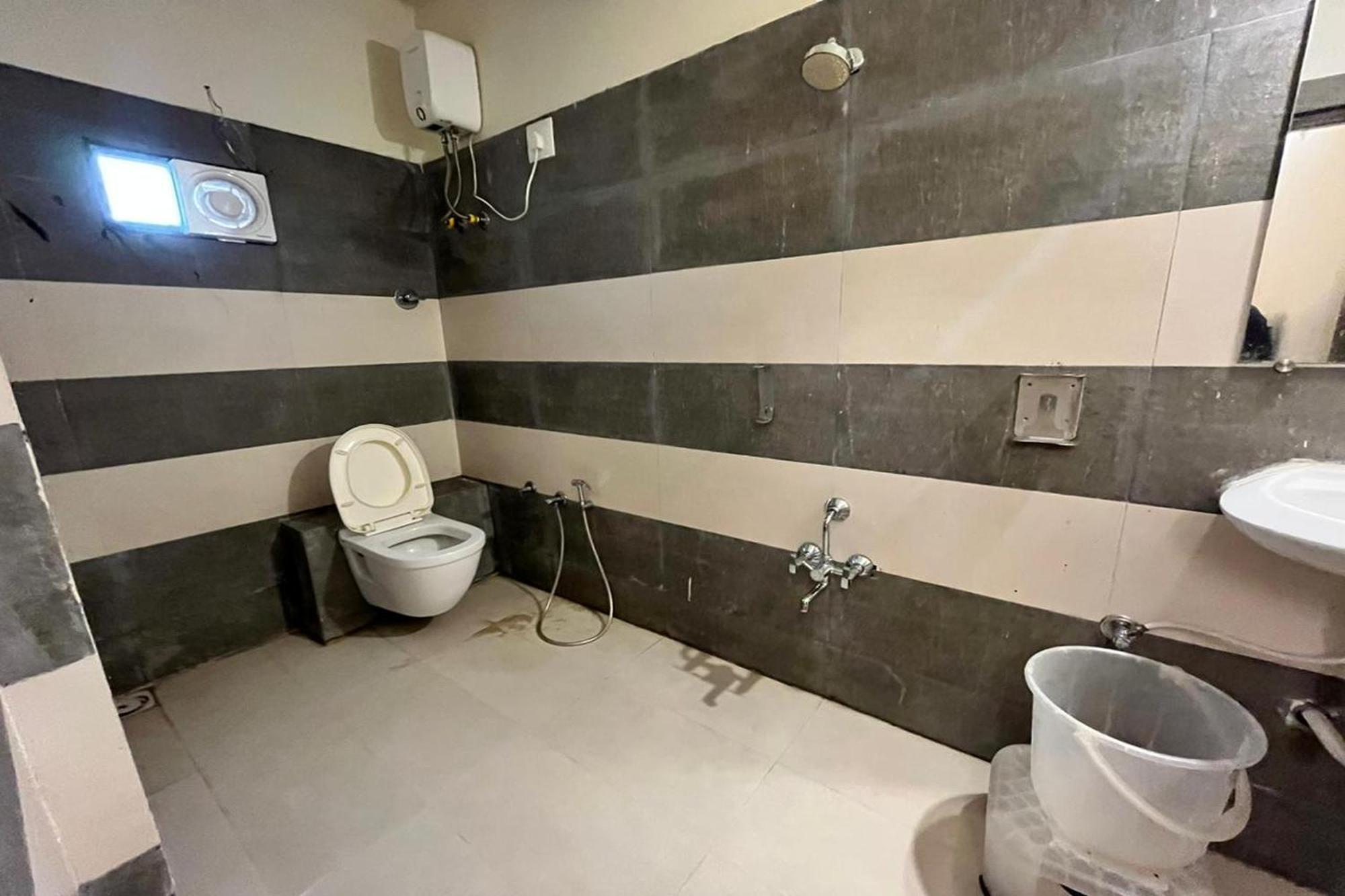 Hotel Kalyan Palace Watuwa Zewnętrze zdjęcie